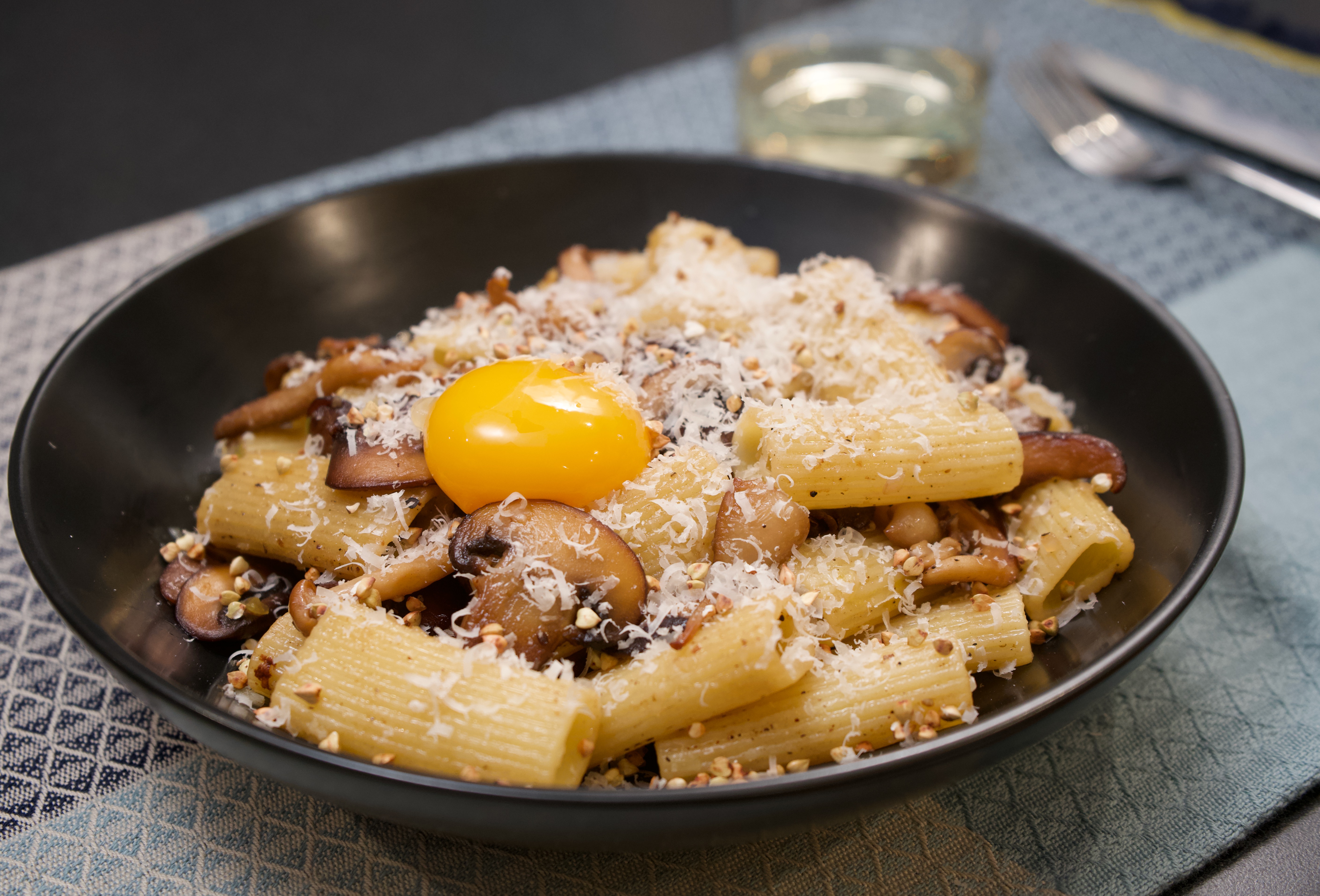 alison-roman-s-pasta-with-brown-buttered-mushrooms-buckwheat-and-egg